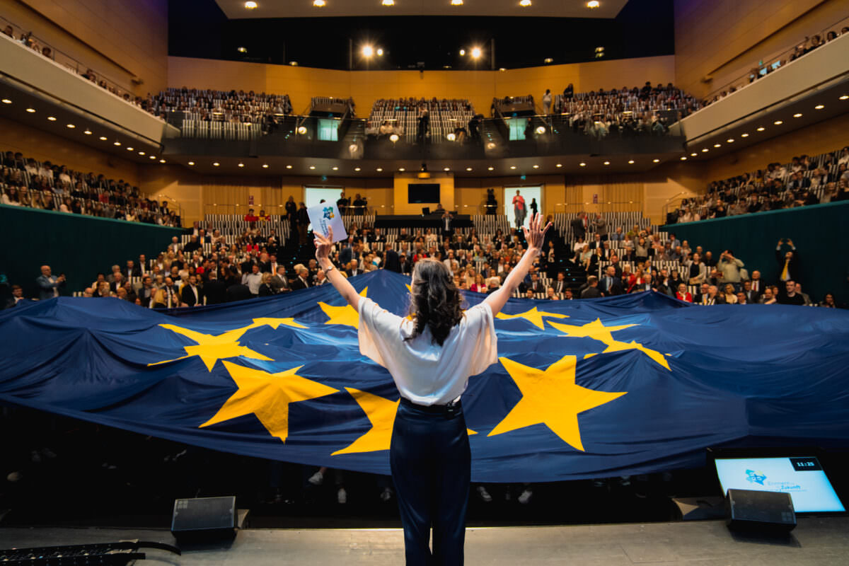 Foto/Illustration: Festakt Europa – Erinnern für die Zukunft